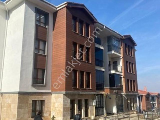 Çatal Çeşmede Kiralık 2/1 Eşyalı Daire