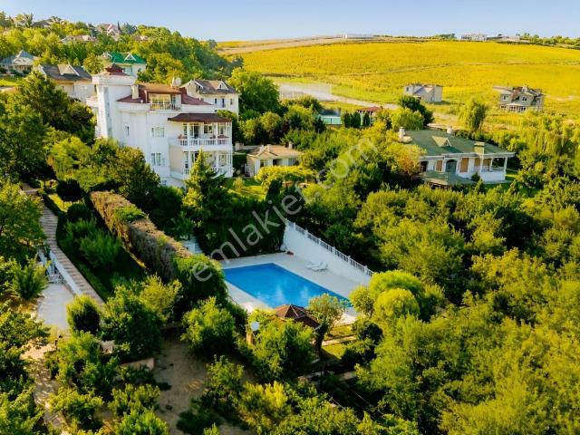 Çatalca İzzettin 4013m2 Villa