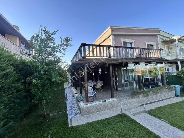 Çatalca Ovayenice Gölet Manzaralı Eşyalı Dubleks Villa