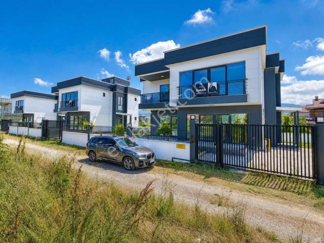 █ Çatalcam / Denize Yakın / Havuzlu 4+1 █ Erhan Balcancı