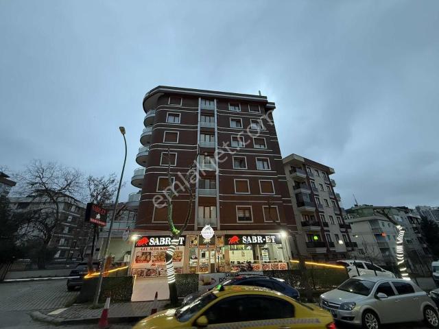 Atalar Cd.üzerinde Krediye Uygun Kat Mülkiyetli 3+1 Daire