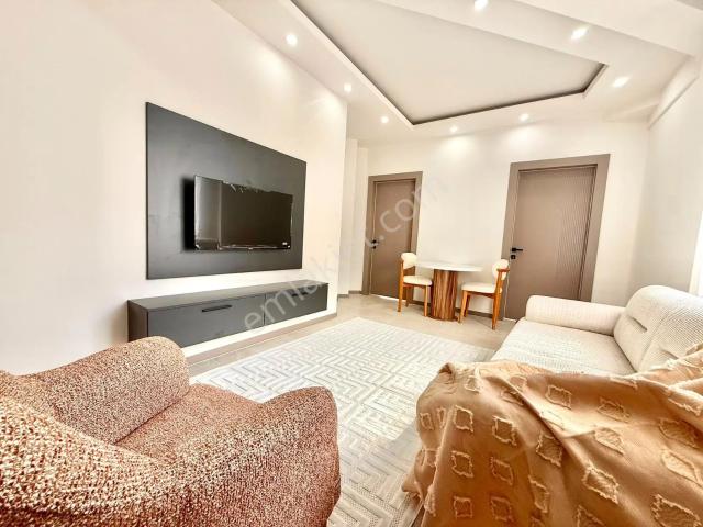 Atalar Mahallesinde Arakat Asansörlü 2+1 Eşyalı Satılık Apart