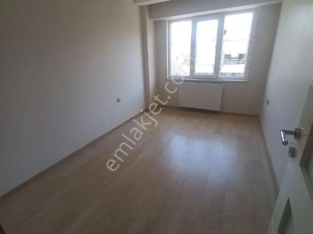Atalar'da Cadde Üzeri 4+2 Teraslı Kiralık Dubleks Daire