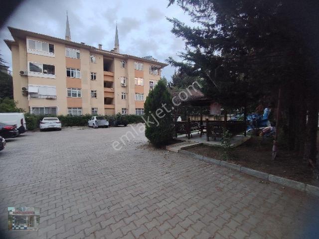 Atalarda Site İçinde Adliye Hastaneye Yakın 3+1