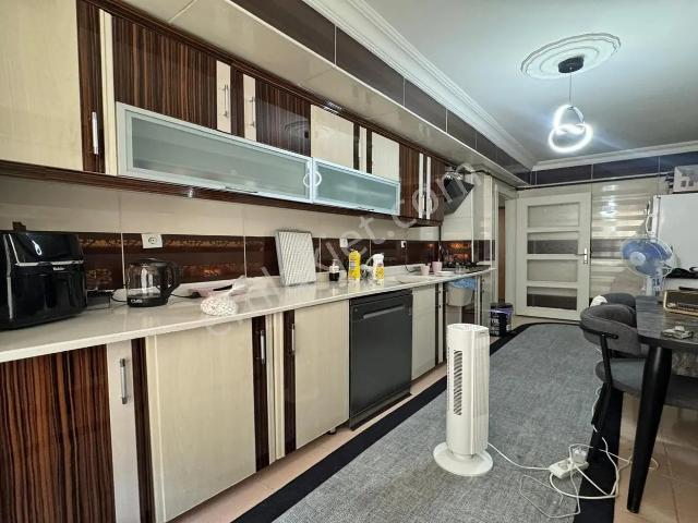 Atapark'da Yüksek Giriş 3+1 Altı Daire Yüksek Kredi İmkanı