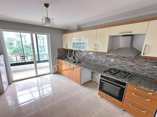 Atapark'dan Cadde Yakını 3+1 Yüksek Giriş Altı Daire