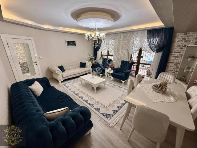 Ataparkta Caddeüzeri 4+1 Yeni Bina Full Yapılı 2 Banyolu Fırsat