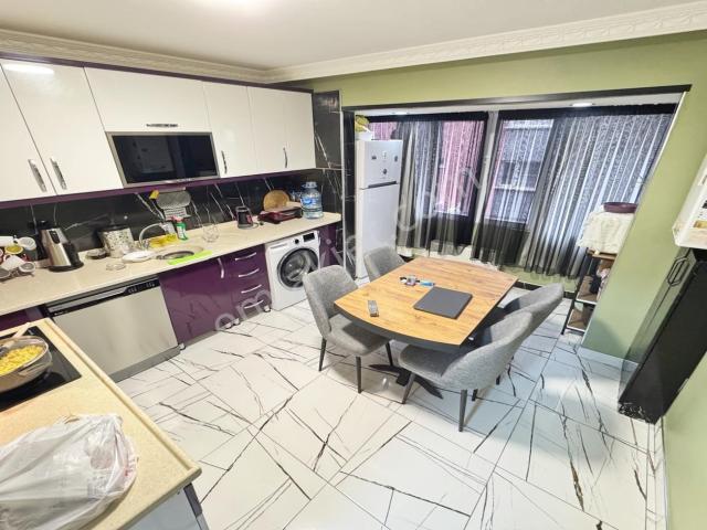 Atapark'ta Asansörlü 130 M2 Full+full Yapılı 3+1 Daire