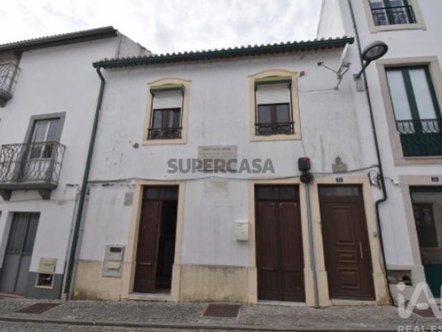Ateliê T4 em Espinhal de 256 m²