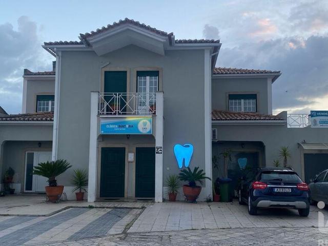 Ateliê T4 em Ponte de Sor, Tramaga e Vale de Açor de 273 m²