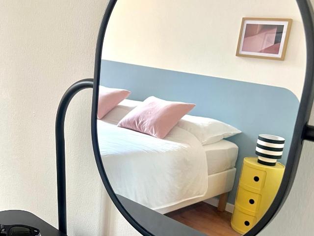 Atelier Noé NOIR • Inspiring Living Space for Creatives, Chemnitz Amsterdam Apartments for Rent
