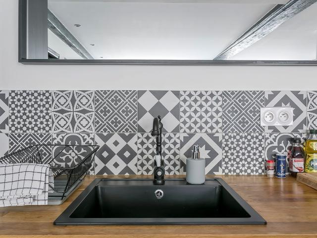 Atelier d'Hélène – T2 rental – Lyon 2, Lyon Amsterdam Apartments for Rent