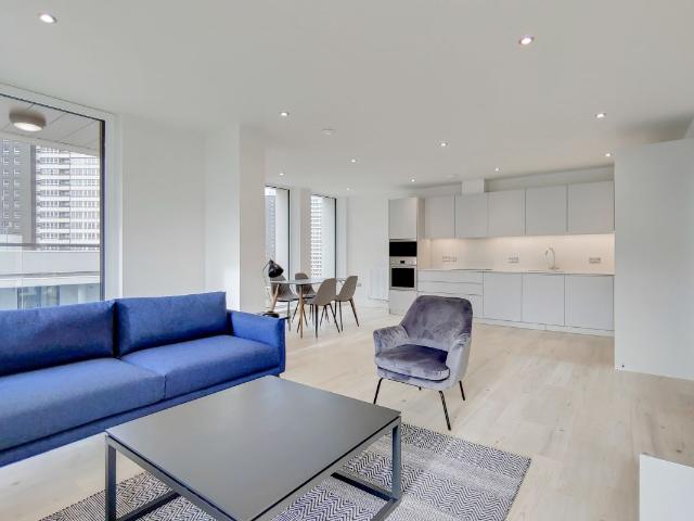 Atelier Point, London E15, 3 bed flat to rent, £3,500 pcm | PrimeLocation