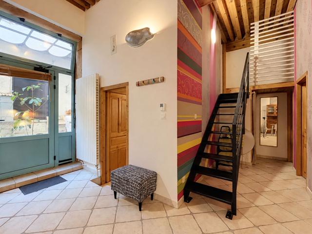 ATELIER – T3bis meublé de 54.28m² carrez et 74.71m² au sol – CROIX ROUSSE