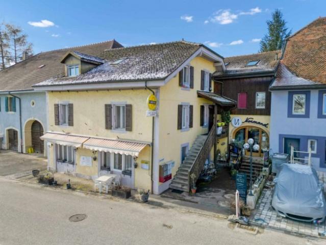 Atelier von 20 m² im Zentrum des Dorfes Agiez 1352