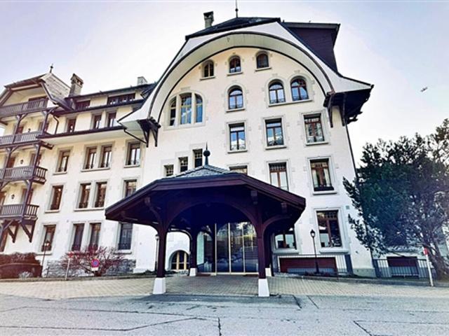 Atemberaubende 2,5 Zimmer Wohnung in einer 5 Sterne Wohnung