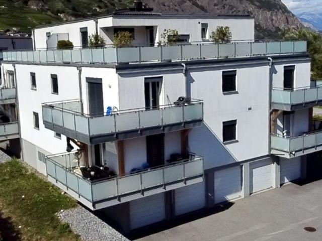 Atemberaubende 3,5 Zimmer Wohnungen zum Verkauf in Fully. Sonne und begehrte Lage mit Garage und Privatplatz