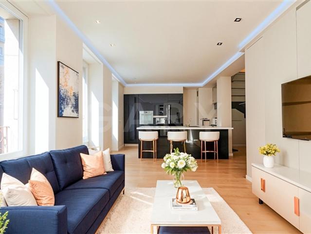 Atemberaubendes Luxus Apartment mit Terrasse