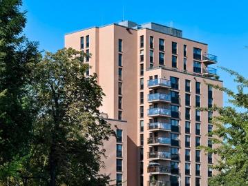 Atemberaubendes Penthouse mit 360° Panoramablick, weitläufigem Wohnambiente + drei exclusive Bäder!