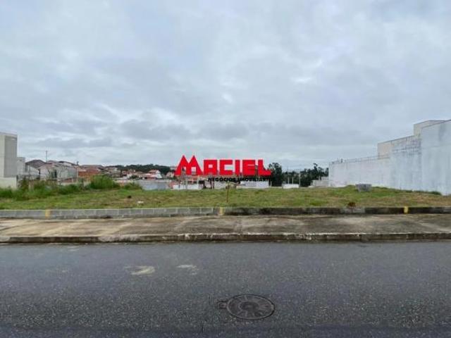 Atenção, construtores e investidores! Excelente oportunidade no Portal Santa Inês