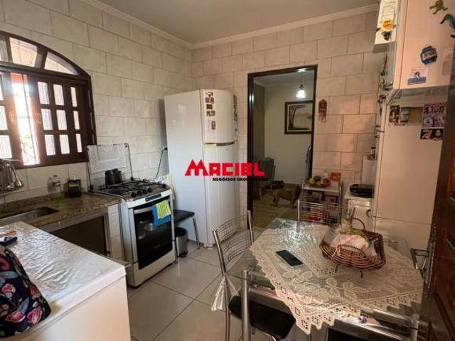 Atenção! Imóvel de esquina Trinta e Um de Março casa + terreno de esquina