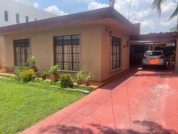 ?Atenci?n Inversionistas y Desarrolladores! Casa con Uso de Suelo Mixto en Las Fuentes, Zapopan