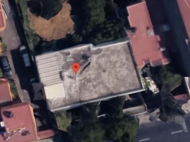 VENDO CASA COMO TERRENO. ATENCIÓN DESARROLLADORES 632M EN LAS AGUILAS HC3/30 ESCUCHAMOS OFERTAS