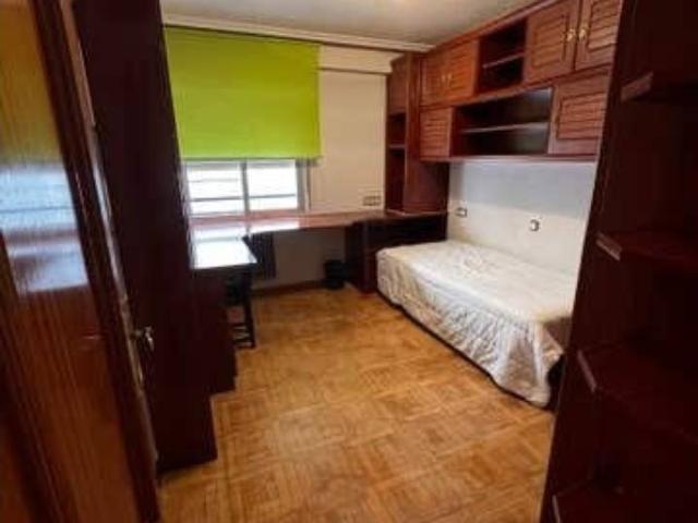 ATENCIÓN ESTUDIANTES. PISO DISPONIBLE PARA EL PRÓXIMO CURSO EN EL CENTRO DE SALAMANCA