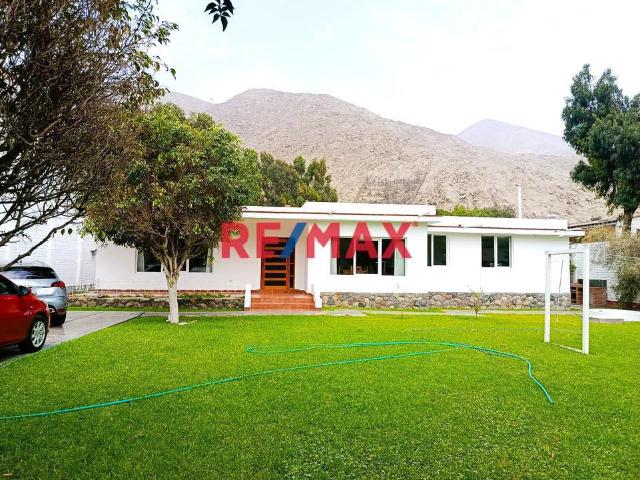 ¡Atención Familias E Inversionistas! ✨ No Todos Los Días Sale Al Mercado Una Propiedad Como Esta. 2,000 M² De Naturaleza, Privacidad Y Un Gran Potencial Para Vivir O Invertir.