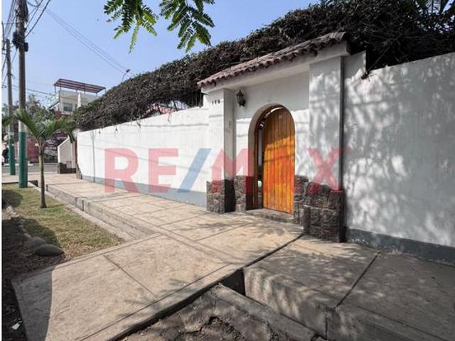 ¡Atención Inversionistas! 800 M² Frente A La Plaza De Armas De Chaclacayo