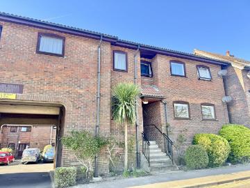Athelstan Court, St Thomas Park. 1 bed flat to rent £1,000 pcm £231 pw