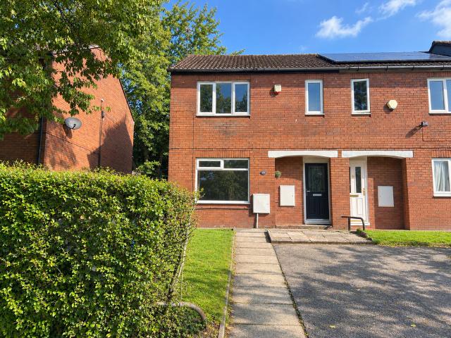 Athens Drive, Manchester, M28 2 bed semi detached house to rent £1,150 pcm £265 pw