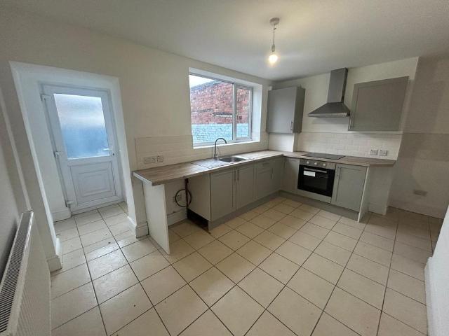 Atherton Road, Hindley, Wigan 3 bed terraced house to rent £925 pcm £213 pw