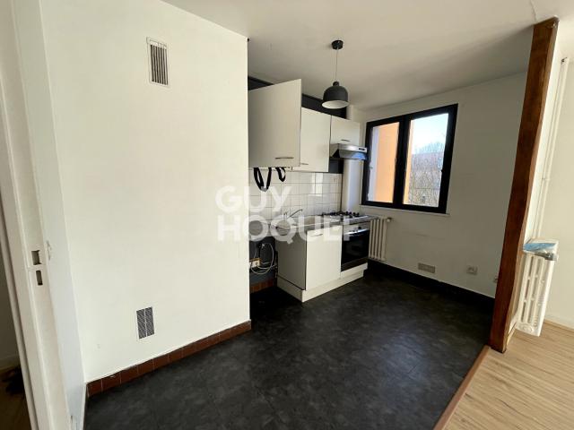 ATHIS MONS: appartement F2 45 m² en location