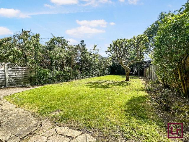 Athol Gardens, Pinner HA5, 2 bed property to rent, £1,999 pcm | PrimeLocation