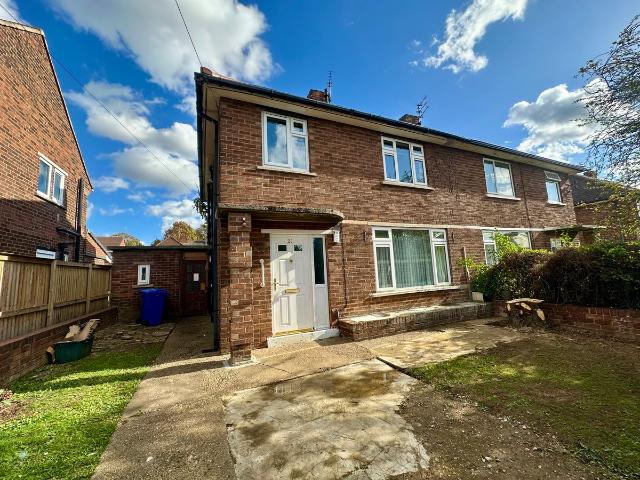 Atholl Crescent, Doncaster DN2, 3 bed property to rent, £900 pcm | PrimeLocation