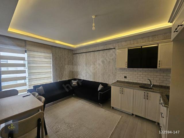 ÇATI EMLAKTAN ATAŞEHİR DE 1+1 EŞYALI O DAİRE