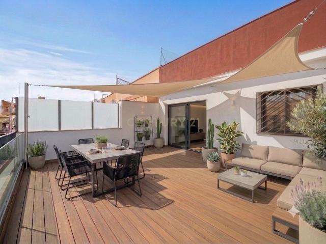 Ático 3 habitaciones, luminoso con dos terrazas en Barcelona