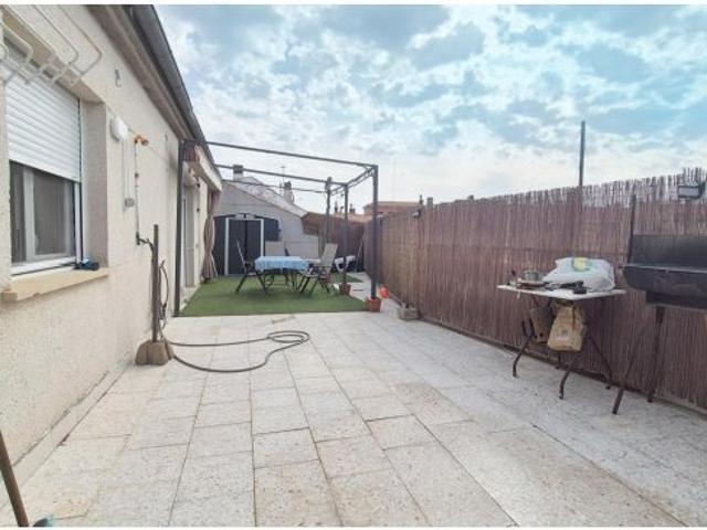 ÁTICO VENTA VILLARES DE LA REINA. Urbis te ofrece un ático en venta en Villares de la Reina, Salaman
