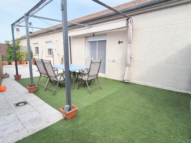 ÁTICO VENTA VILLARES DE LA REINA. Urbis te ofrece un ático en venta en Villares de la Reina, Salamanca
