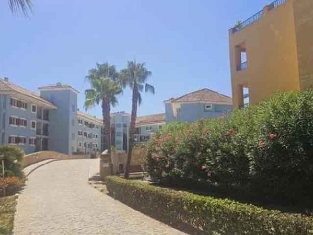 Ático Alquiler San Roque, Núcleo