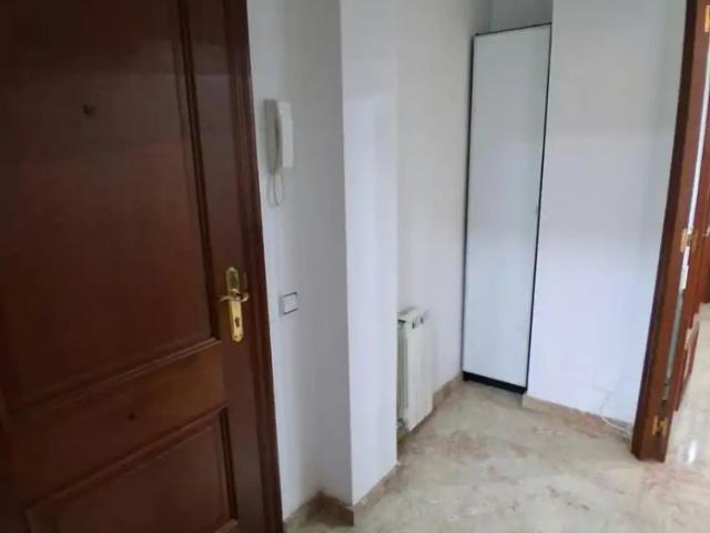 Ático con ascensor en alquiler en Col.legis Nous