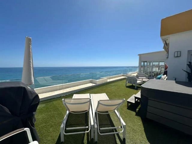 Ático con piscina en alquiler en Playa de los Boliches