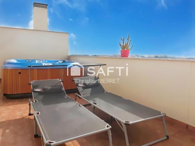 Ático con Terraza, Jacuzzi Privado y Garaje
