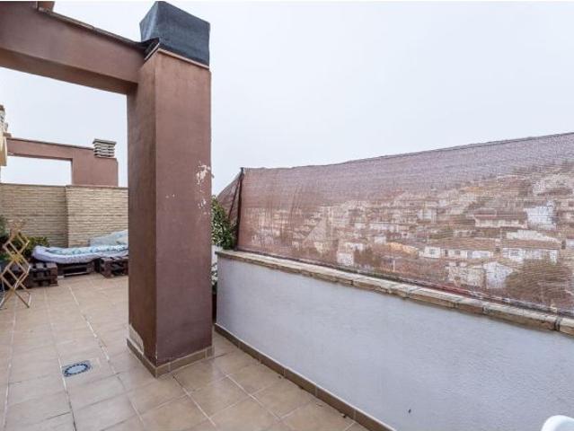 ÁTICO CON TERRAZA + PLAZA DE GARAJE + 2 TRASTEROS EN BARRIO DE MONACHIL