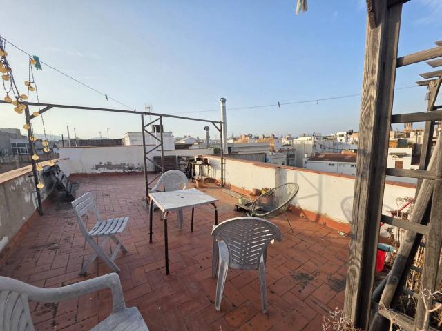 ÁTICO CON TERRAZA PRIVATIVA DE 25m² JUSTO ENCIMA DEL PISO