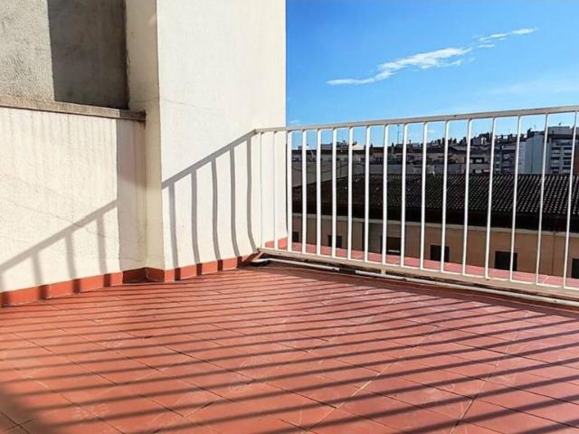 ÁTICO CON TERRAZAS GIRONA CENTRO