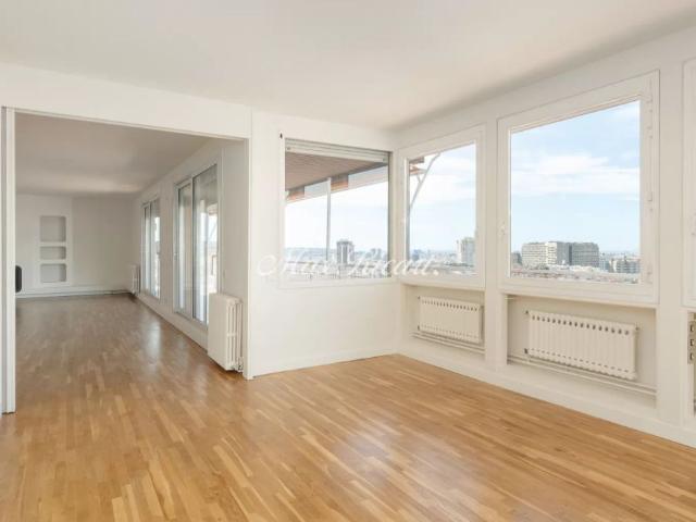 Ático con vistas espectaculares en Sant Gervasi 300m²