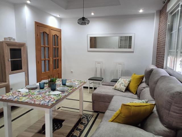 Ático de 4 habitaciones en Armilla! Ideal para estudiantes y trabajadores