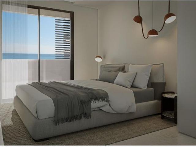 Ático de 2 dormitorios a la venta a solo 400 m. de la playa en Calpe